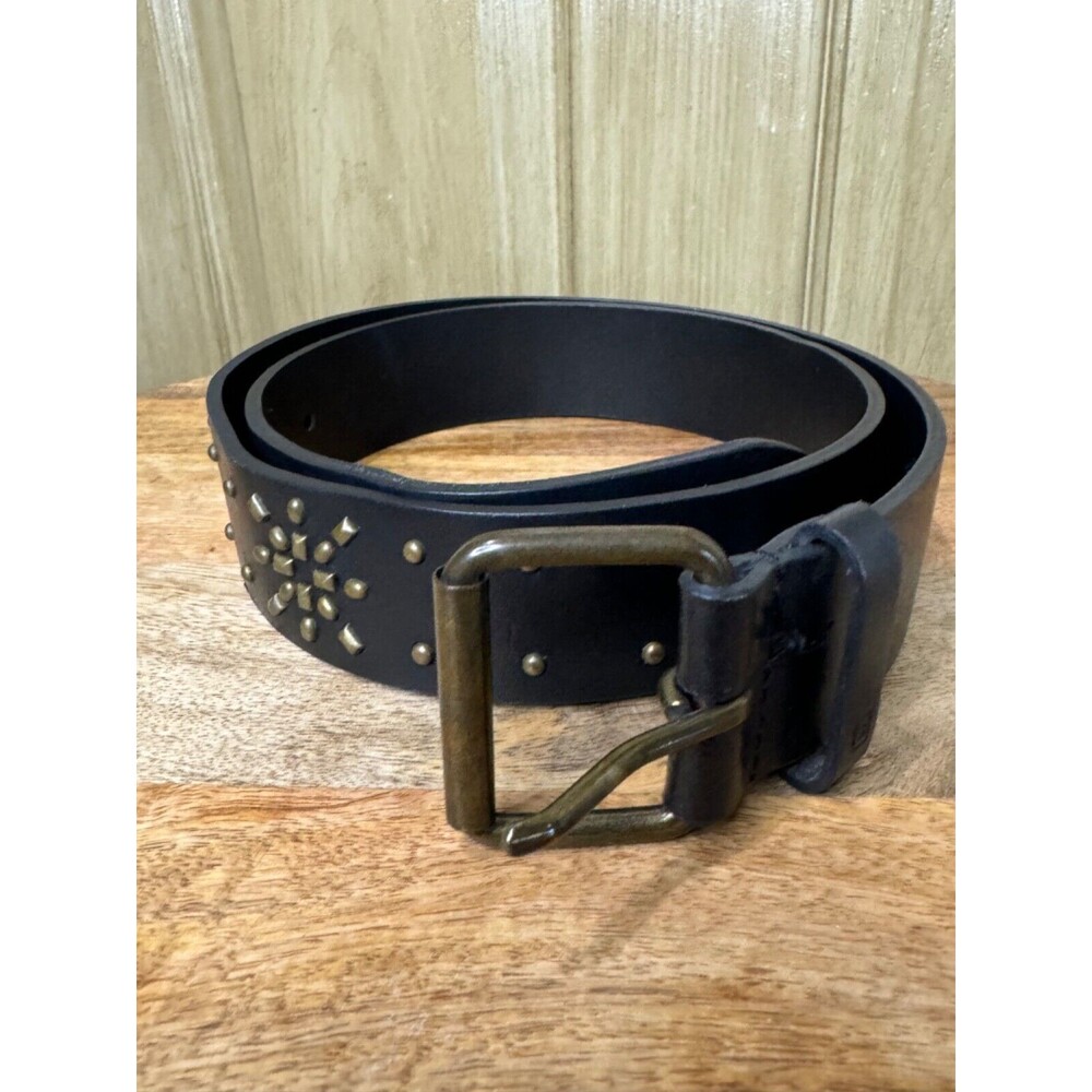 Chaps Brown Genuine Leather Studded Belt Size M.    7810033/001. 35 inches